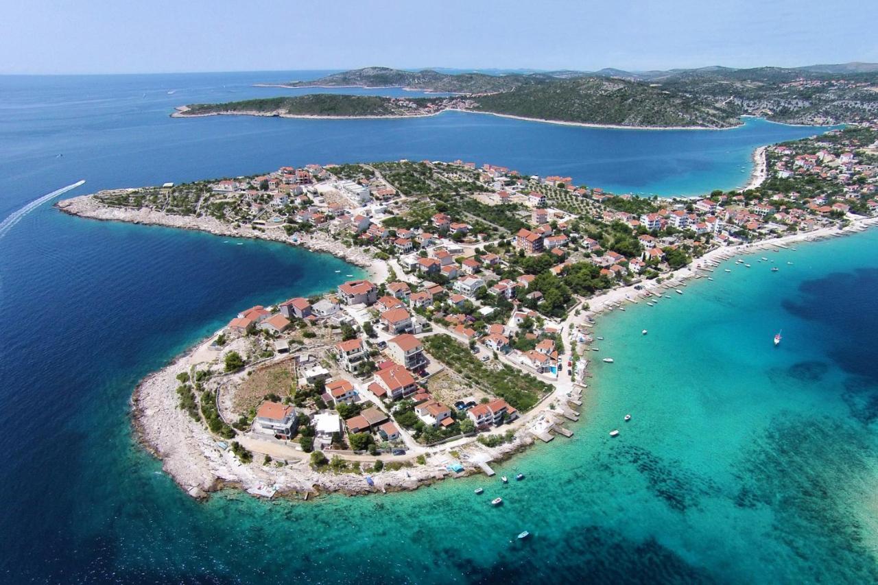 Apartments By The Sea Sevid, Trogir - 16897 Marina Exterior foto